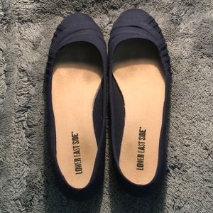 Navy blue flats